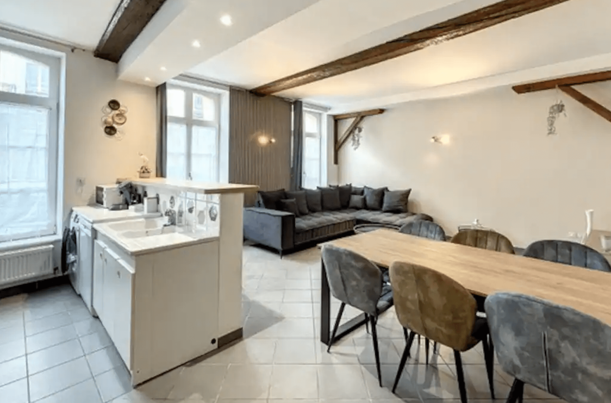 cuisine1-chambre-coucher-T4-en-centre-ville.png